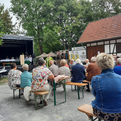 Gottesdienst an der Ölmühle zum Hederauenfest