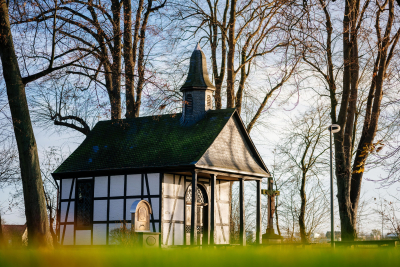Brünneken im Winter nur zur Messe geöffnet
