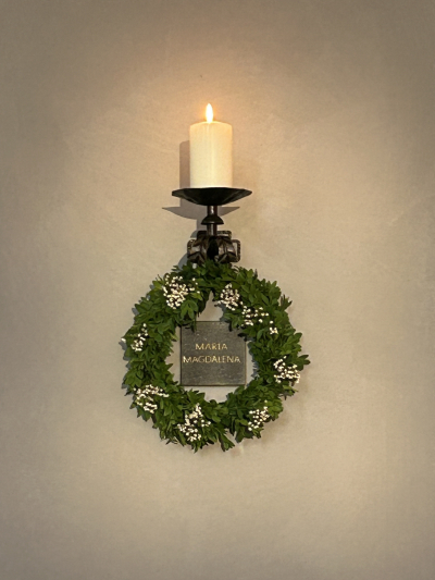 13. Apostelleuchter in der Lichterkirche Holsen